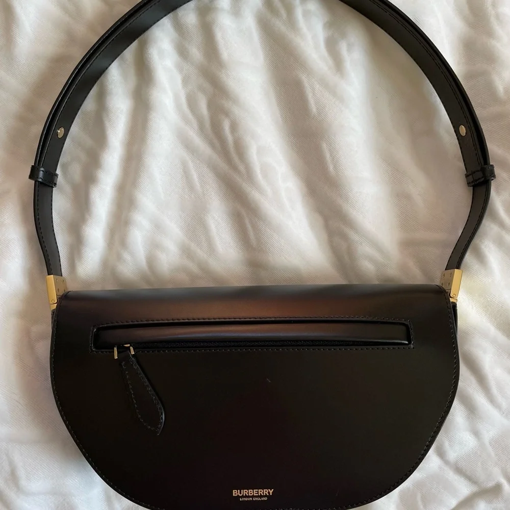 Authentic Burberry Small Leather Olympia Bag - Picture 7 of 16